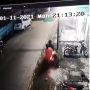 Viral Aksi Bocah Kebut-kebutan Kendarai Sepeda Motor, Endingnya Miris