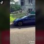 Crazy Rich Medan Beli Tesla Rp 1,5 Miliar Jam 3 Pagi Gara-gara Susah Tidur