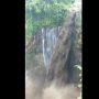 Lahar Dingin Semeru Menerjang Wisata Air Terjun Tumpak Sewu