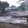 Viral Suara Adzan saat Banjir Bandang Puncak Bogor: Astaghfirullah...
