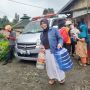 Peduli Sesama, Deltalube Kunjungi Korban Banjir Bandang di Puncak Bogor