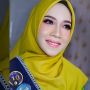 Mahasiswi Cantik Ini Disuntik Vaksin Covid-19 Pertama, Tak Ada Efek Samping