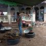 Harga Elpiji 3 Kg Melonjak, Posko Banjir Kalsel Terpaksa Gunakan Kayu Bakar