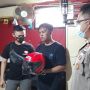 Budget Pas-pasan Jiwa Sosialita, Kredit iPhone 11 Bayarnya Nyolong Helm