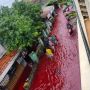 Bikin Merinding! Banjir di Pekalongan Berwarna Merah Darah