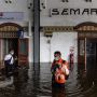 Stasiun Tawang Semarang Terendam Banjir