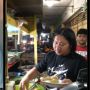 Mirip Selebgram Keanu, Foto Penjual Nasi Campur Ini Bikin Publik Gempar