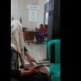 Warga Pekalongan Minta Bantuan ke Dinsos saat Banjir, Pegawai Asyik Karaoke