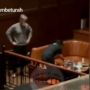 Viral Video Pria Ngamuk ke Pelayan Resto, Publik Sebut Nama Robby Purba