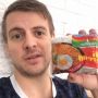 Atlet Denmark Pamer Ratusan Indomie, Ternyata Pemberian Langsung Orang Ini