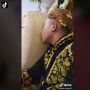 Ngakak! Dayang Nikahan Tertidur di Pelaminan, Ngiler di Samping Pengantin