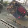 Detik-detik Truk Terbalik di Jalanan Bikin Merinding, Videonya Viral