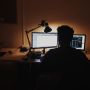 Mata Tegang karena Terus Menatap Layar Laptop saat WFH, Ikuti Tips untuk Mencegahnya