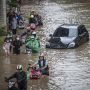 Kurangi Risiko Banjir Jakarta, TNI AU dan BPPT Tebar Garam di Udara