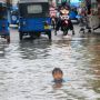 Jalan Jatinegara Barat Terendam Banjir