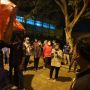 Malam-Malam Mensos Risma Serahkan Bantuan ke Korban Banjir Bekasi