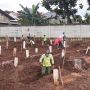 Miris! Ternyata Penggali Makam Jenazah Covid-19 DKI Tak Dapat Vaksin