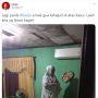 Rumah Kebanjiran, Emak-emak Pilih Salat Tahajud di Atas Kasur