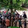 Mantan Kades Terseret Banjir: Mobilnya Ketemu, Orangnya Hilang