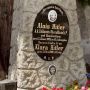 Buku Baru tentang Ayah Adolf Hitler Ungkap Latar Belakang Keluarganya