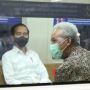 Naik KRL Jogja-Solo Bareng Jokowi, Ganjar: Saya Diledekin Sama Pak Presiden