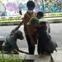 Aksi Copet Dilakukan 3 Orang Pria Viral di Media Sosial