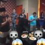 Baca Doa Ditemani PL di Tempat Karaoke, Netizen: Gini Amat Yak Indonesia