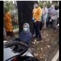 Viral Antrean Panjang Vaksinasi Covid Lansia, Publik Minta Solusi ke Satgas