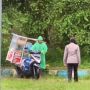 Viral Penjual Burger Keliling Tolak Bantuan Polwan, Padahal Motornya Mogok
