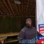 Bikin Ngakak! Penjual Ikan Segar Ini Tawarkan Dagangan Bak Caleg Pemilu