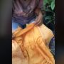 Beli Baju Online, Wanita Ini Malah Histeris sampai Nyaris Jungkir Balik