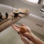Bikin Penasaran, Viral Brand Ini Bakal Rilis Bath Bomb Aroma Mi Instan?