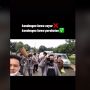 Kado Pernikahan Anti Mainstream, Rombongan Ini Bawa Perabot Rumah Tangga