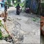 Heboh! Guru Diamuk Perangkat Desa karena Unggah Video Jalan Rusak