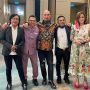 Maia Estianty Jail ke Ahmad Dhani dan Mulan Jameela di Lamaran Aurel