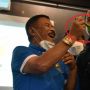 Rayakan Ultah Persib Bandung, Umuh Muchtar Suapi Supardi Pakai Centong Nasi