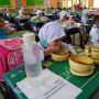 Miris! Gegara Bawa Rantang Bekal ke Sekolah, Siswi Ini Diejek Teman-teman