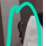 Viral! Cewek Ini Main TikTok di Toilet, Ada Penampakan Anak Kecil Seram