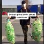 Viral Wanita Belanja Pakai Botol Bekas, Warganet: Gue Auto Mulung