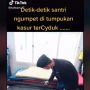 Viral Aksi Santri Sembunyi di Tumpukan Kasur, Nyengir saat Dihukum Begini