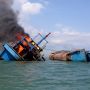 Kapal Asing Berbendera Malaysia Diledakan di Pelabuhan Lampulo Aceh