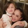 Disebut Makin Mirip Suzy, Cantiknya Elea Anak Ussy dan Andhika