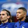 Lawan Ukraina, Deschamps Kembali Andalkan Trio Mbappe - Griezmann - Giroud
