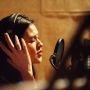 Wajah Terpampang Bareng Musisi Dunia, Raisa Beri Pesan buat Wanita Indonesia