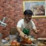 Usai Belajar Masak dari Chef Juna, Fadil Jaidi Jualan Burger