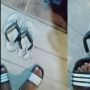 Pria Nekat Rusak Sandal Kesayangan Teman, Endingnya Bikin Kesal Warganet