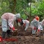 Dua Jenazah Pasien Covid-19 Dikubur dalam Satu Liang Lahat