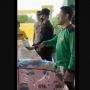 Viral Video Relawan Tolak Bantuan Pejabat Gegara Hanya Untuk Pencitraan