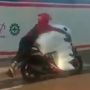 Viral Pemotor Bawa Barang Berlebihan di Bekasi, Warganet: Ngeri Banget!