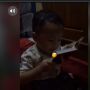 Bikin Mberebes Mili, Balita Minta Gendong Pada Buku Yasin Sang Ayah